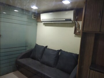 Team Area in  Office Space at Om Heera Panna Mall, Andheri West – for Sale