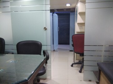 Team Area in  Office Space at Om Heera Panna Mall, Andheri West – for Sale
