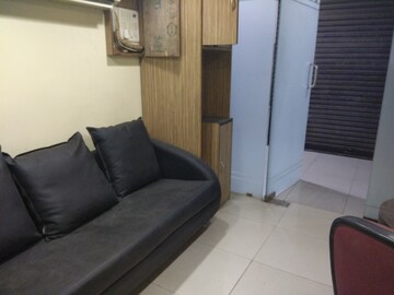  Office Space For Sale in Om Heera Panna Mall, Andheri West