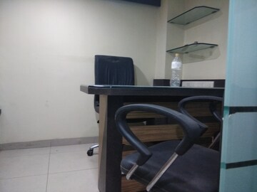 Team Area in  Office Space at Om Heera Panna Mall, Andheri West – for Sale