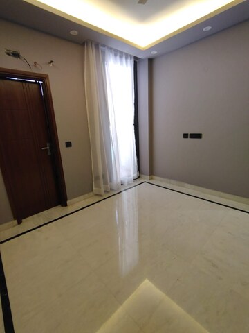 3 BHK Apartment For Rent in Chittaranjan Park