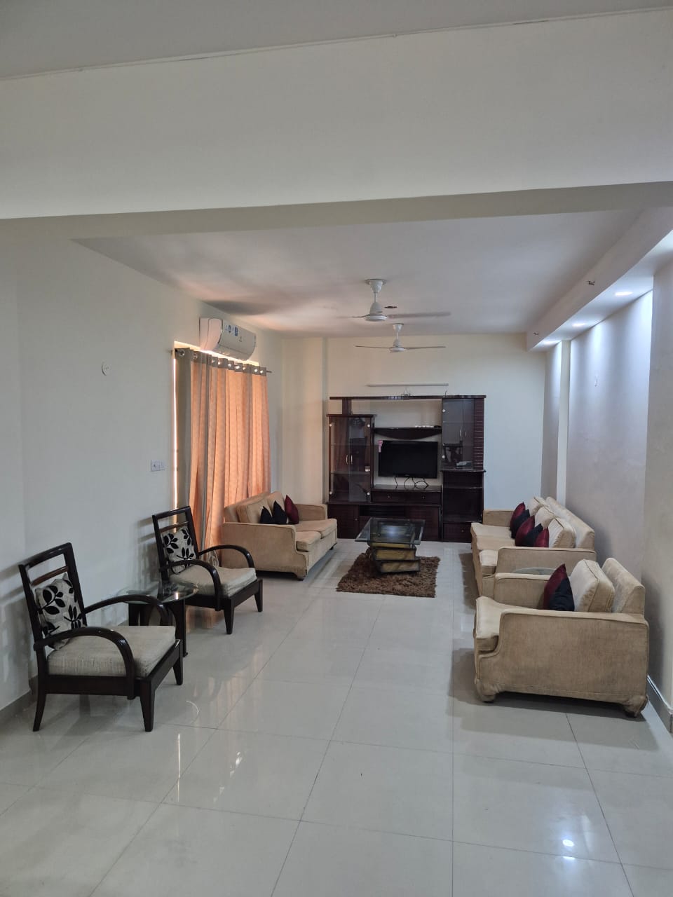 4 BHK + Study Room 1875 Sq.Ft. Apartment in Logix Blossom County