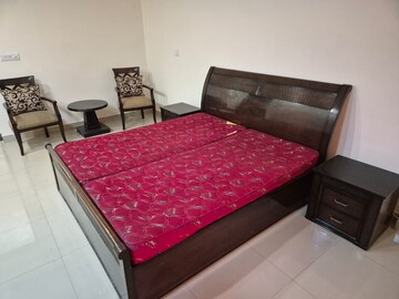 Bedroom in 4 BHK Apartment at Logix Blossom County, Sector 137 – for Rent