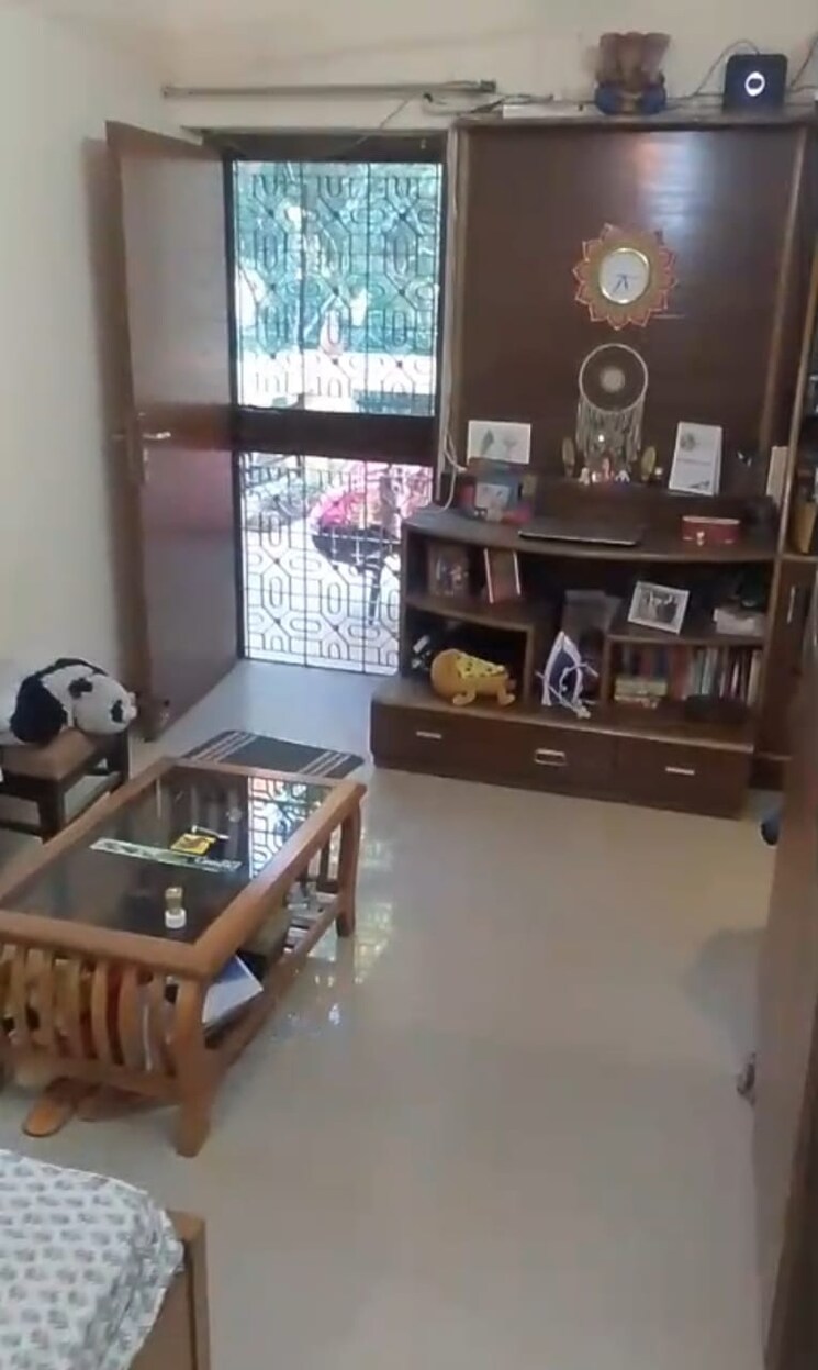 Living Room, mayur vihar phase ii 3 Bedroom 1500 Sq.Ft. Apartment In Mayur Vihar Phase ii Delhi 8521753