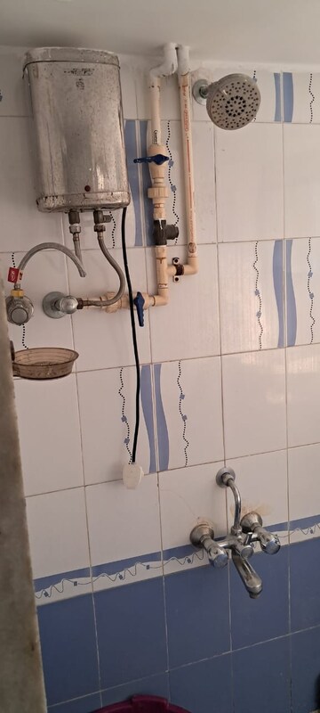 Bathroom in 1 BHK Apartment at Panch Pakhadi – for Rent