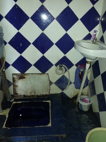 Bathroom in 1 BHK Independent House at Rt Nagar – for Rent