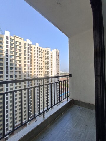 1 BHK Apartment For Rent in Runwal Gardens, Dombivli East