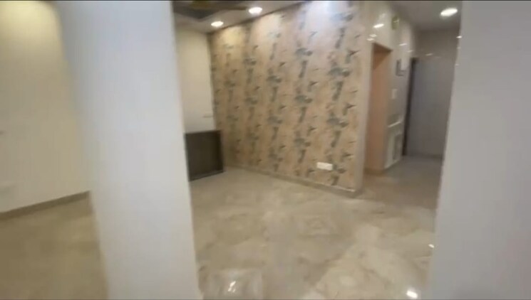 Room, mayur vihar phase ii 3 Bedroom 1205 Sq.Ft. Apartment In Mayur Vihar Phase ii Delhi 8522035