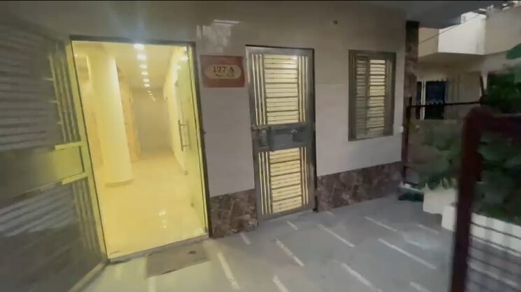 Exterior View, mayur vihar phase ii 3 Bedroom 1205 Sq.Ft. Apartment In Mayur Vihar Phase ii Delhi 8522035