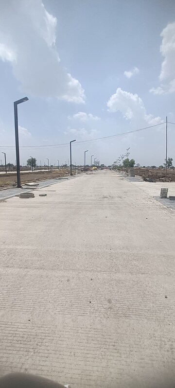  Plot For Sale in Lakshay Parilok Apartment, Badalpur