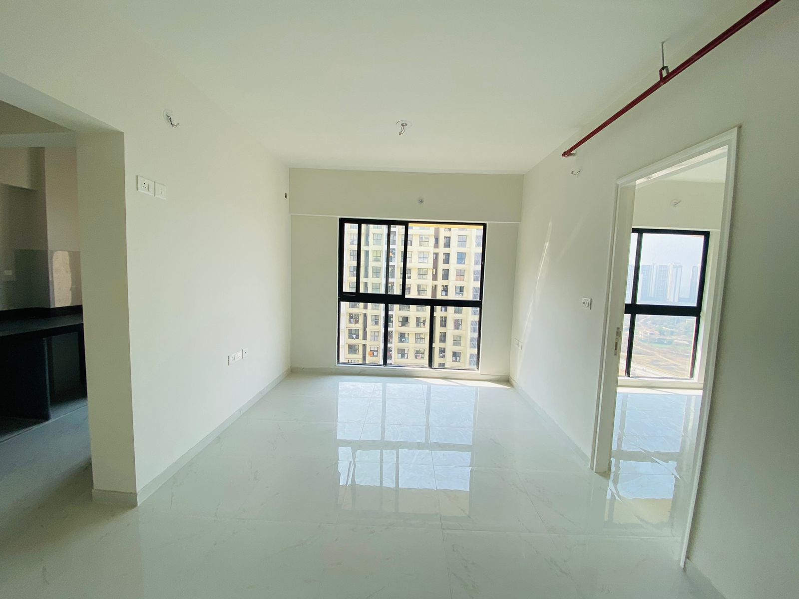 1.5 BHK Apartment For Sale in Runwal Gardens