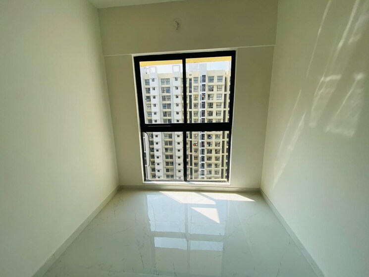 Room, runwal-gardens 1.5 Bedroom 505 Sq.Ft. Apartment In Dombivli East Thane 8522104