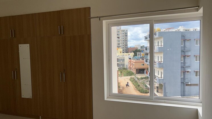 Bedroom, casagrand-lorenza 3 Bedroom 1702 Sq.Ft. Apartment In Kogilu Bangalore 8522358