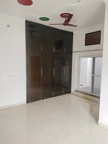 3 BHK Builder Floor For Rent in Gomti Nagar