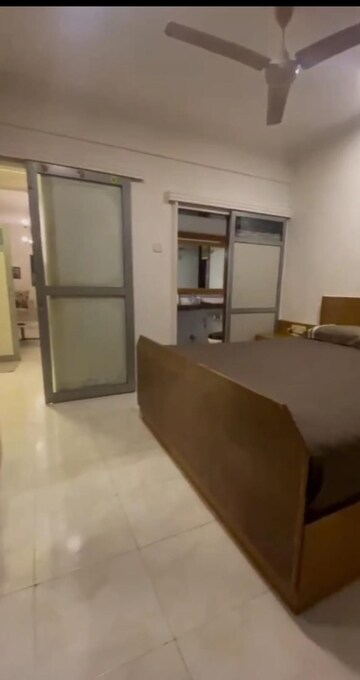 2 BHK Apartment For Rent in Homeland Apartment, Andheri West