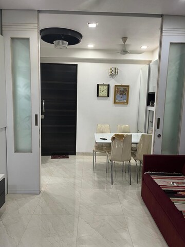 1 BHK Apartment For Rent in Tardeo