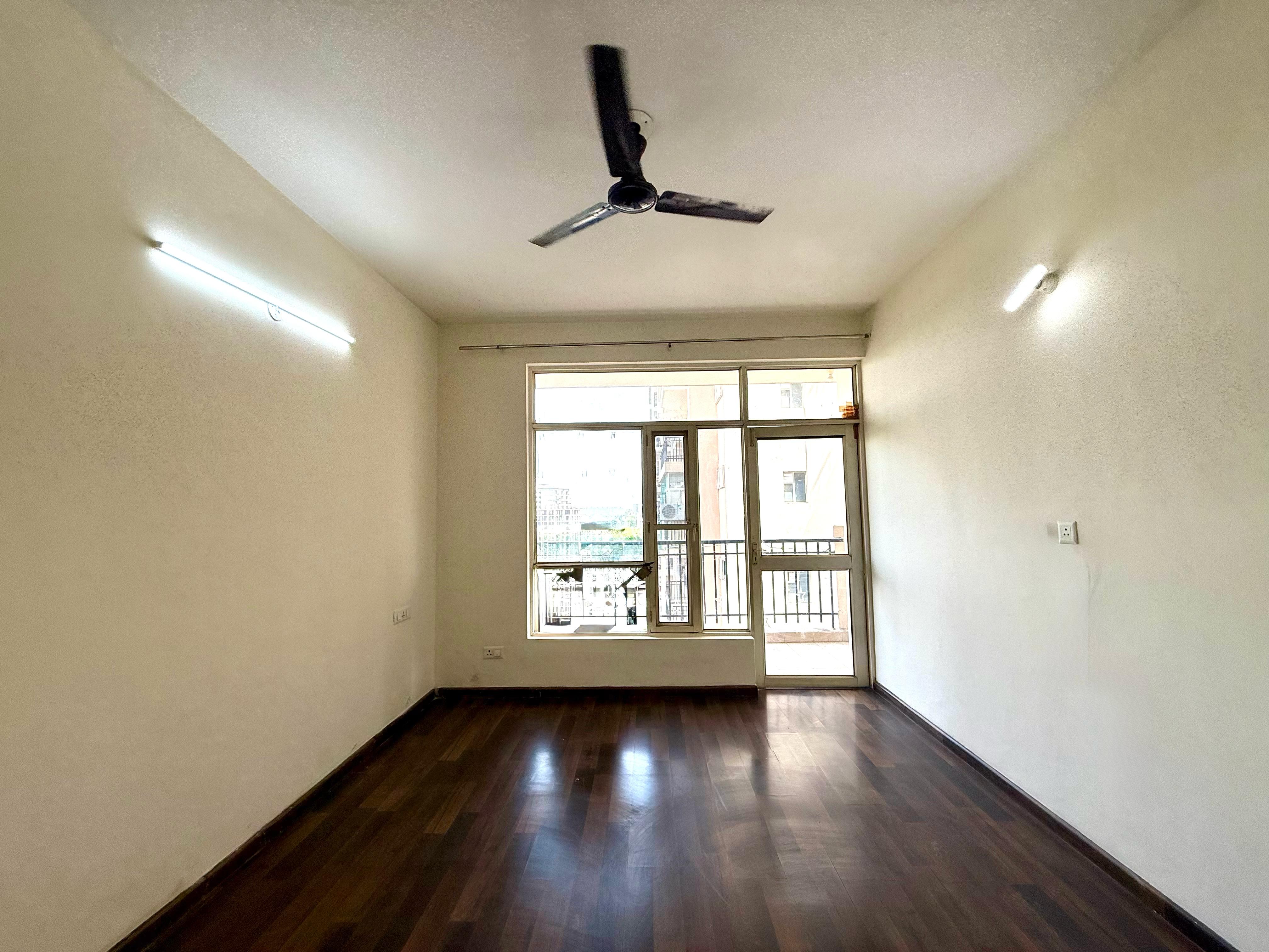 3 BHK + Pooja Room 1550 Sq.Ft. Apartment in Sushma Elite Cross