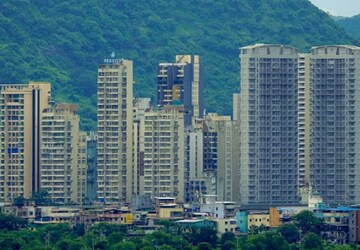  2 BHK Apartment at Paradise Sai Platinum, Kharghar – for Sale