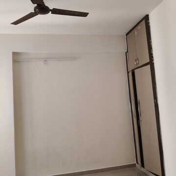 Room in 2 BHK Apartment at ROF Aalayas, Sector 102 – for Rent