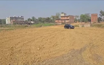 Plot For Sale in Sector 56a