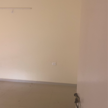 Room in 1 BHK Apartment at Pyramid Heights, Badha – for Rent