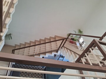 Staircase in 2 BHK Apartment at Gomti Nagar – for Rent