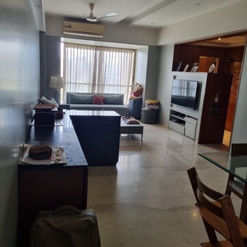 Living Room in 2 BHK Apartment at Wellingdon View, Tardeo – for Rent