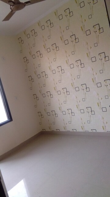 Room in 3.5 BHK Builder Floor at Sector 40 – for Sale