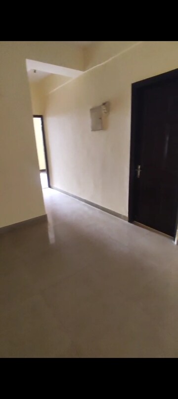 Room in 2 BHK Apartment at Ajnara Gen X, Dundahera – for Sale