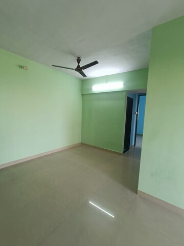 Room in 1 BHK Apartment at Shiv Sai Paradise, Majiwada – for Rent