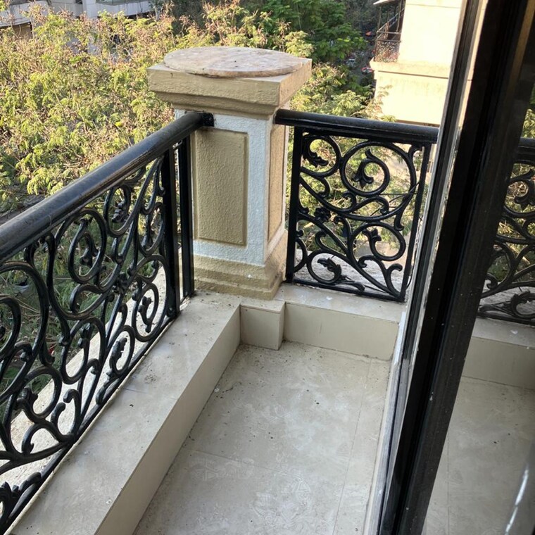 Balcony, khar west 3 Bedroom 1070 Sq.Ft. Apartment In Khar West Mumbai 8524247