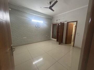 Bedroom in 3 BHK Builder Floor at Sushant Lok 2, Sector 57 – for Rent