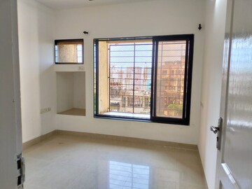 Room in 3 BHK Apartment at Chitravani Tower, Goregaon East – for Rent