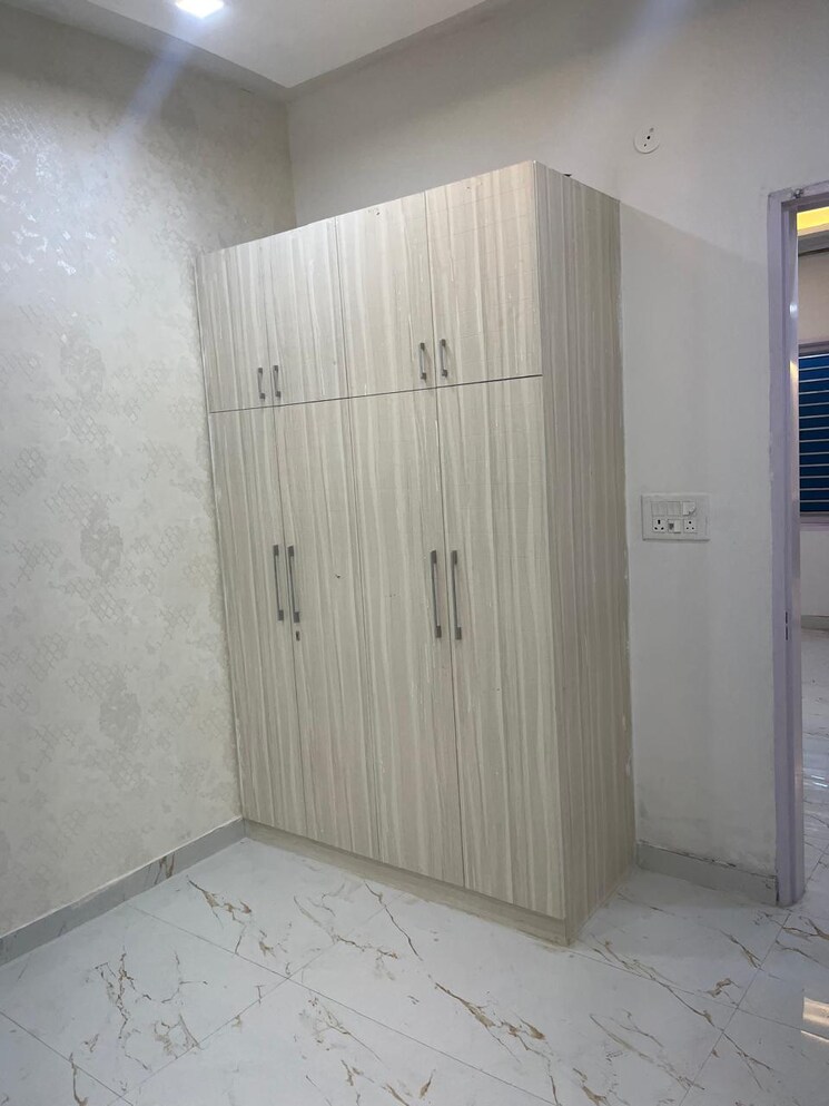 Bedroom, shri-ram-city-1 3 Bedroom 100 Sq.Yd. Independent House In Bisrakh Jalalpur Greater Noida 8523278