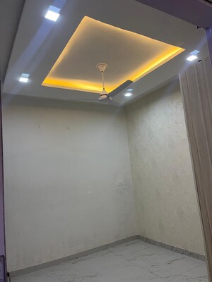 Room in 3 BHK Independent House at Shri Ram City 1, Bisrakh Jalalpur – for Sale