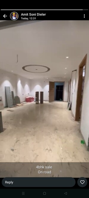 Room in 4 BHK Builder Floor at Palm Residency Chhatarpur, Chattarpur – for Sale