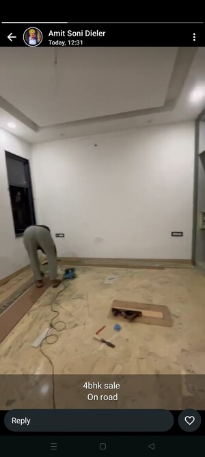 Room in 4 BHK Builder Floor at Palm Residency Chhatarpur, Chattarpur – for Sale