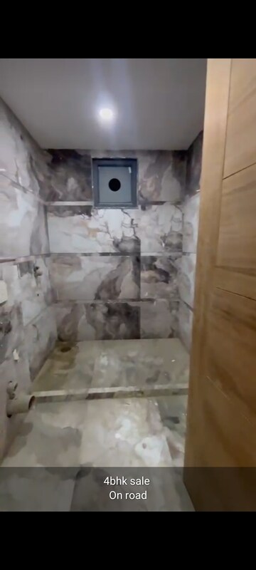 Bathroom in 4 BHK Builder Floor at Palm Residency Chhatarpur, Chattarpur – for Sale