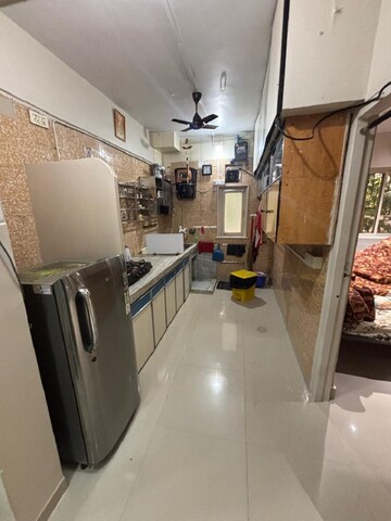 Kitchen in 2.5 BHK Apartment at Khar West – for Rent