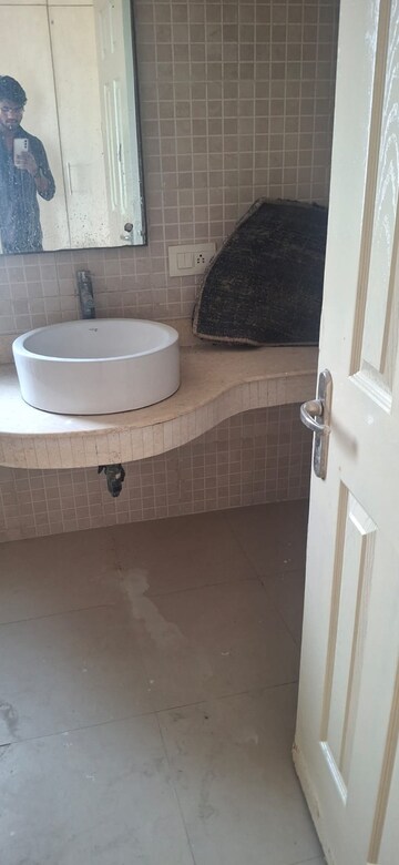 Bathroom in 2 BHK Apartment at Jaypee Greens Kosmos, Sector 134 – for Rent