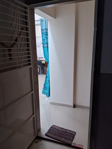 Room in 1 BHK Apartment at Jayshree Residency, Shivane – for Rent