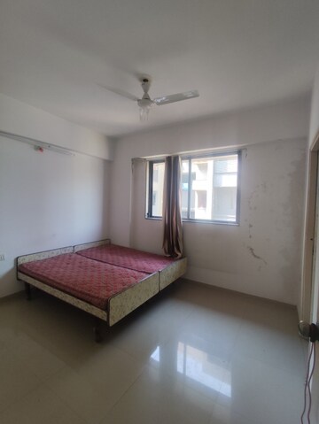 Bedroom in 3 BHK Apartment at Chandkheda – for Rent