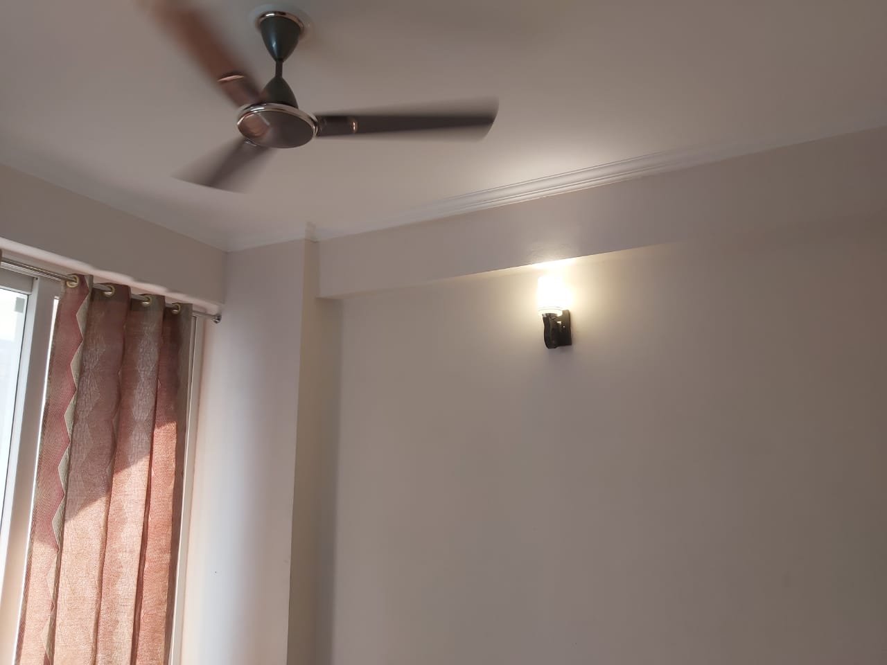 3 BHK Apartment For Sale in Amrapali Golf Homes