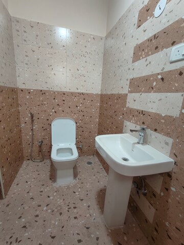 Bathroom in 3 BHK Apartment at Kondapur – for Rent