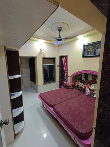 Room in 3 BHK Apartment at Platinum Venecia, Nerul – for Rent