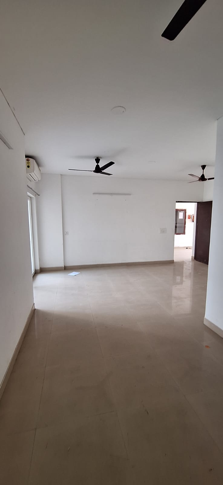 3 BHK + Servant Room 2070 Sq.Ft. Apartment in Spaze Privy AT4
