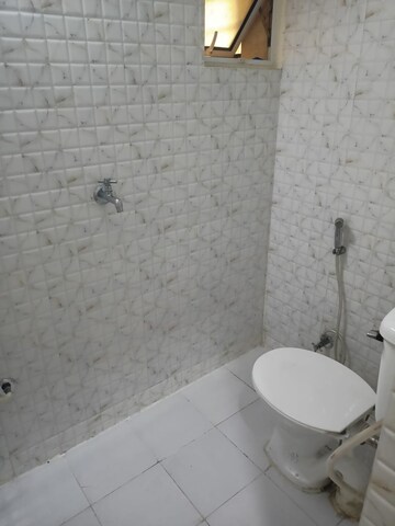 Attached Bathroom in 3 BHK Apartment at Sector 2 Greater Noida – for Rent