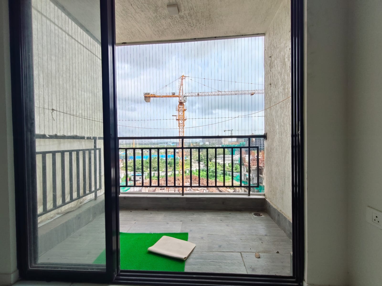 3 BHK Apartment For Sale in Runwal Gardens