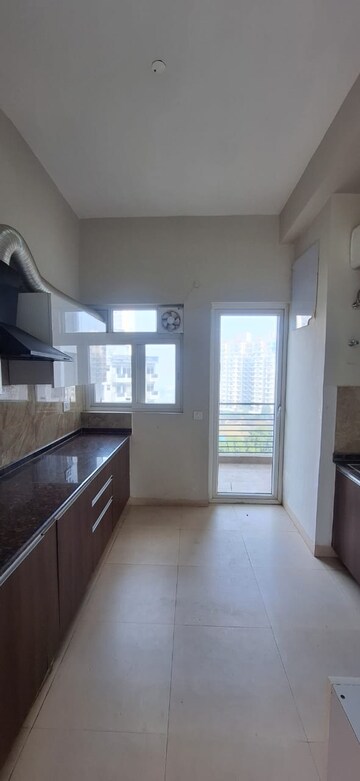 Kitchen in 3.5 BHK Apartment at Spaze Privy AT4, Sector 84 – for Rent