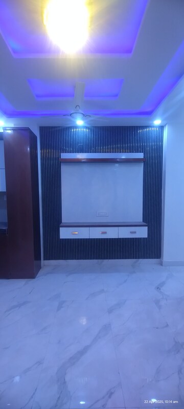 Living Room in 2 BHK Builder Floor at Vishwas Park – for Rent